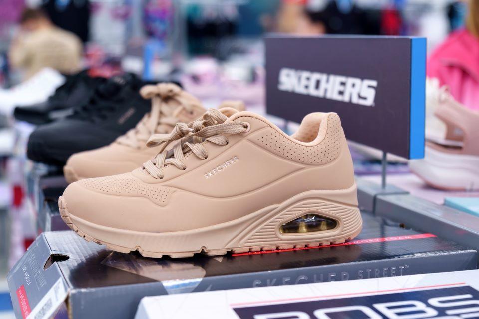 Skechers shoes at outlet sam's club