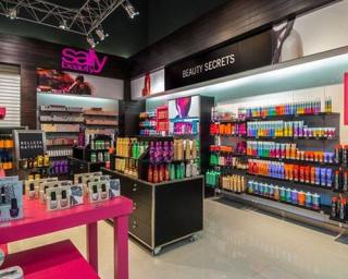 Sally Beauty Hiring at Headquarters as It Reveals Massive Remodel Plans |  RIS News