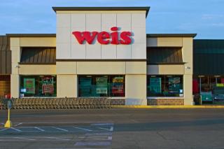 weis markets interior