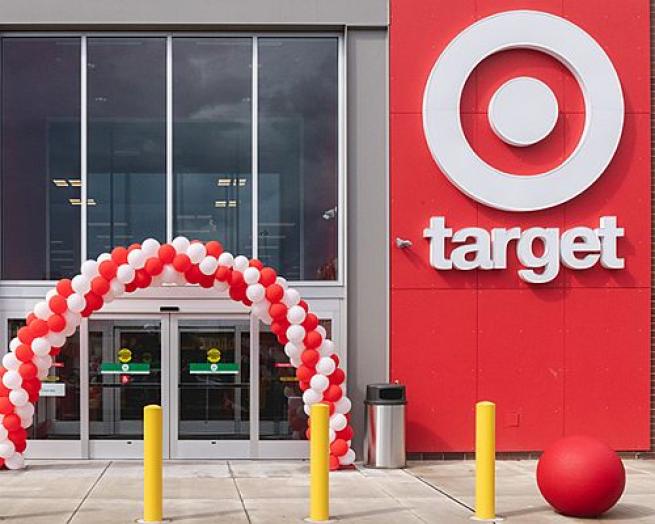 Target's Innovative Approach to Fulfillment Helps It Break Traffic and ...