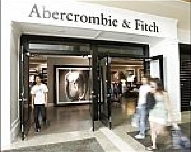 Abercrombie Fitch Closing 180 More Stores By 15 Retail News Ris News Business Technology Insights For Retail Supermarket Executives