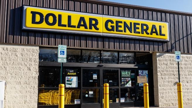 Dollar General plans to expand its selection of $1 items - RetailWire