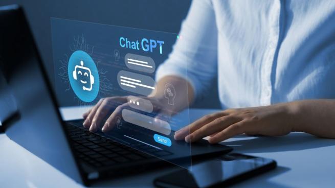 How AI Is Transforming Retail This Holiday Season and Beyond